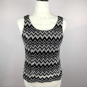Kasper Black and White Zig Zag Pattern Sleeveless Blouse Size 2P
